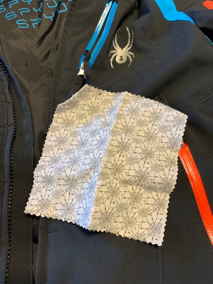 SPYDER キッズ　スキーウェア上下　サイズ8