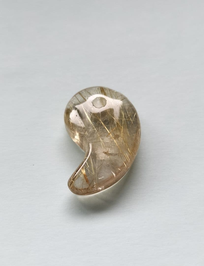 ルチル水晶 ルチルクォーツ 勾玉