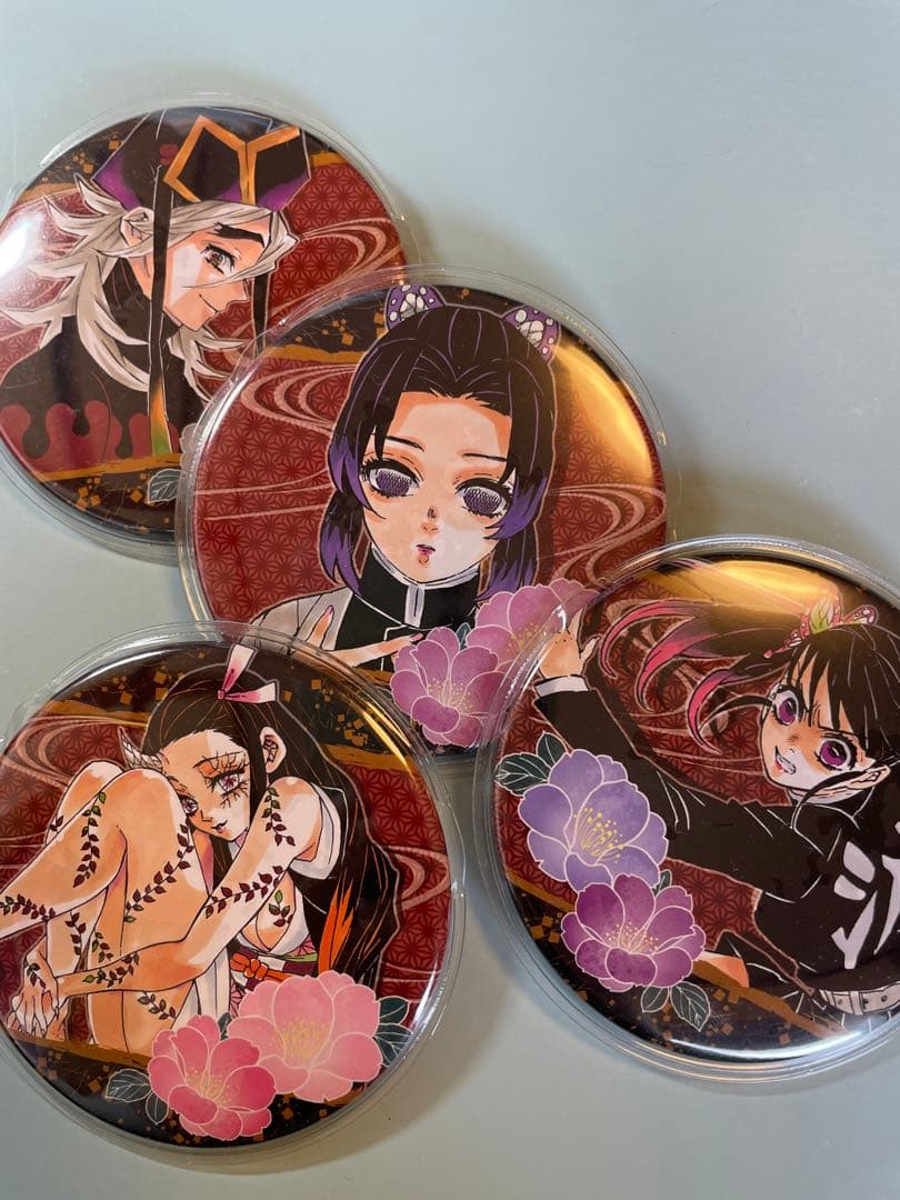 鬼滅の刃 缶バッジセット アクリルスタンド付き