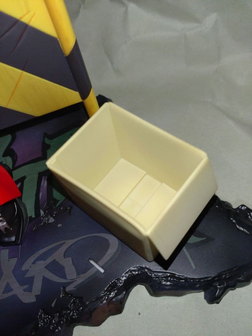 アークナイツ スルト フィギュア 開封品