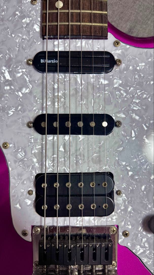 ジャガーシェイプ エレキギター 詳細不明