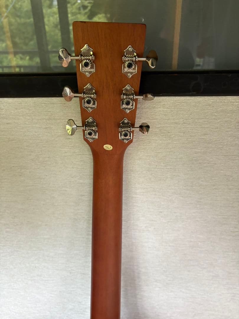 さわてつ　Syrain アコースティックギター マホガニー