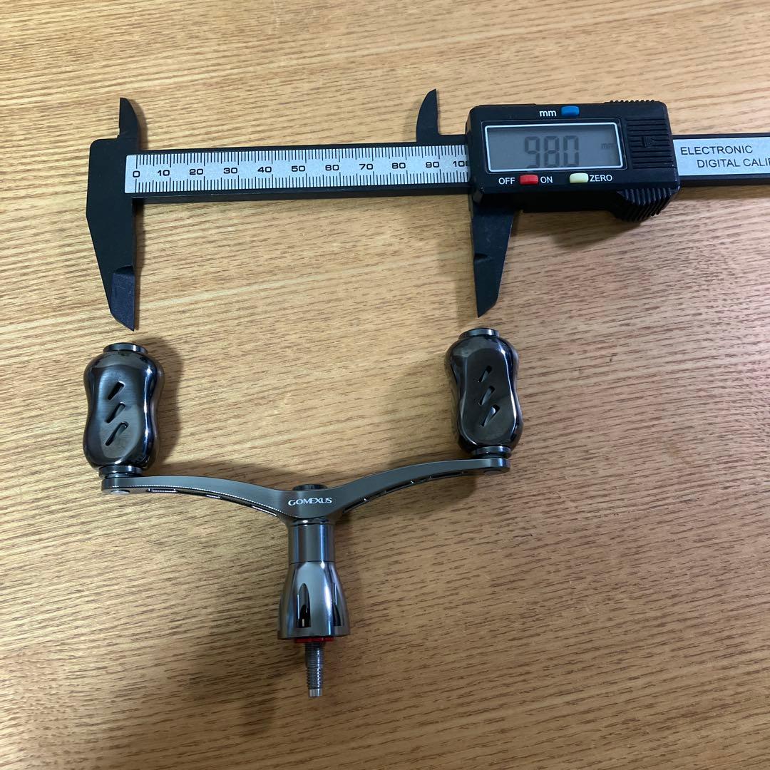 美品　シマノ用　ゴメクサス　チタン　ダブルハンドル　スタンド　フックキーパー付