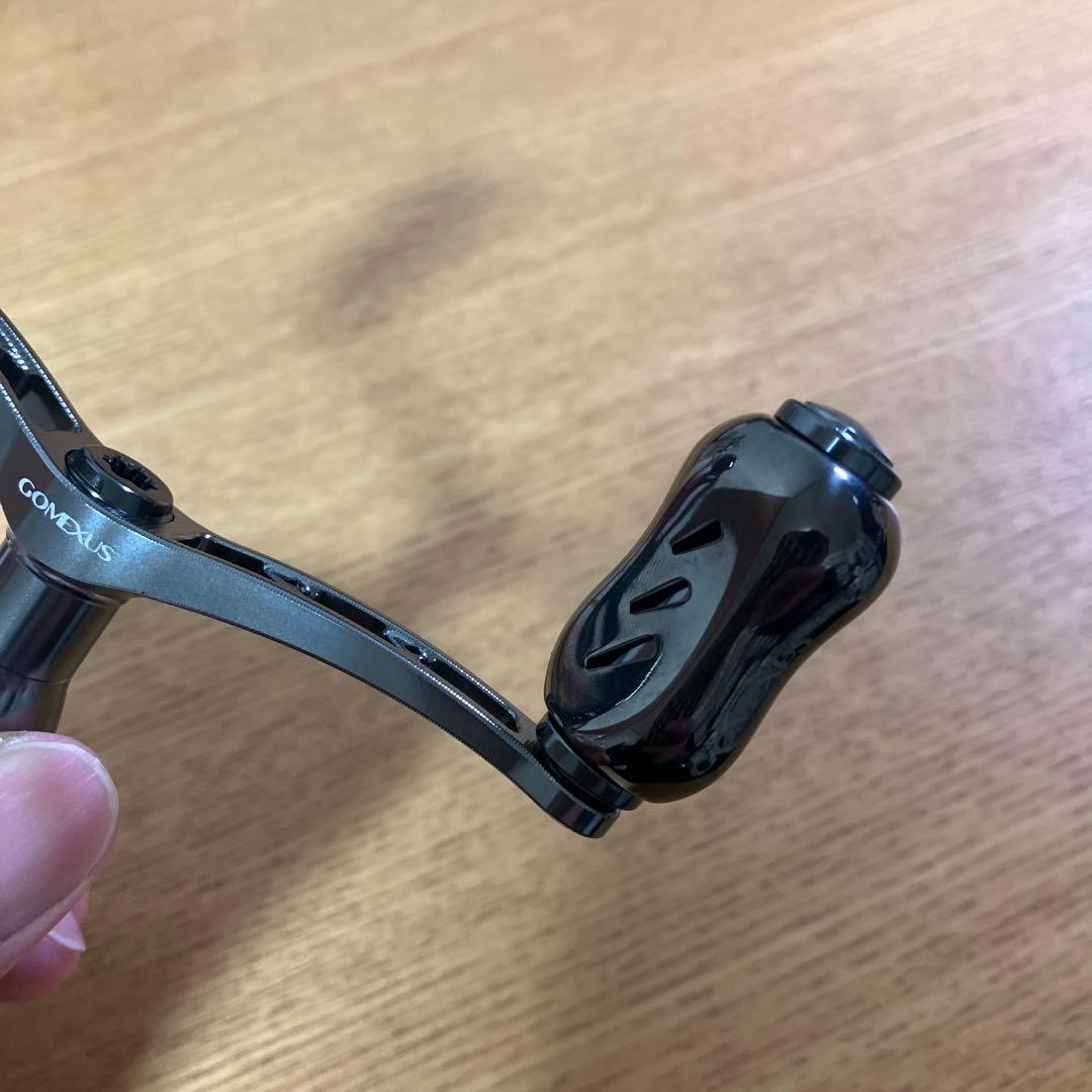 美品　シマノ用　ゴメクサス　チタン　ダブルハンドル　スタンド　フックキーパー付