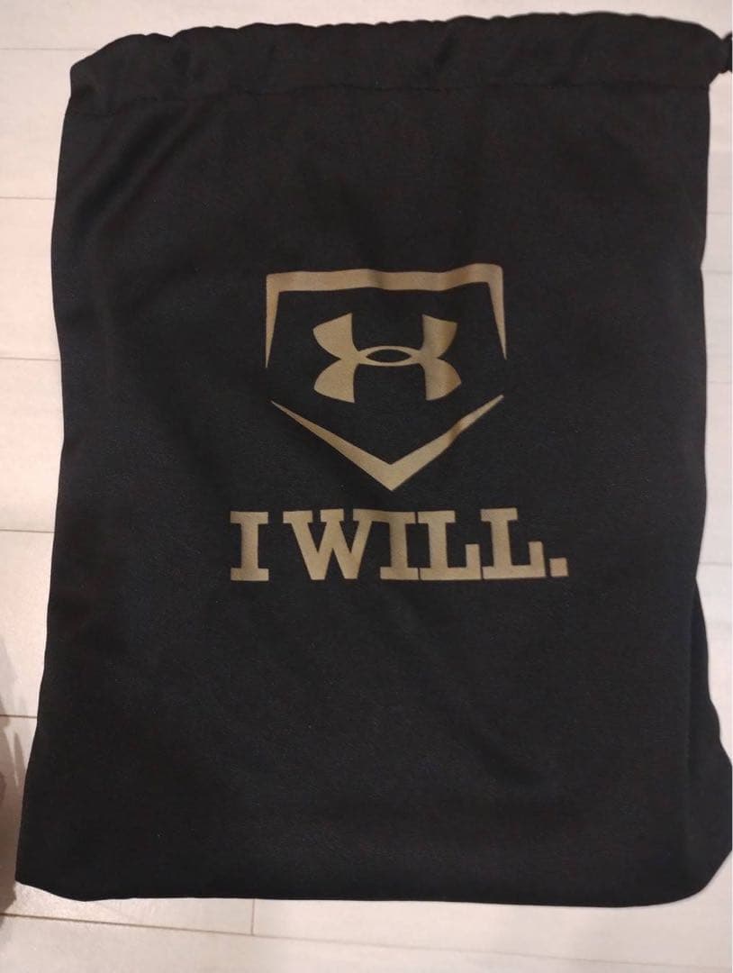 Under Armour アンダーアーマー 野球グローブ 黒 ジュニア 左投