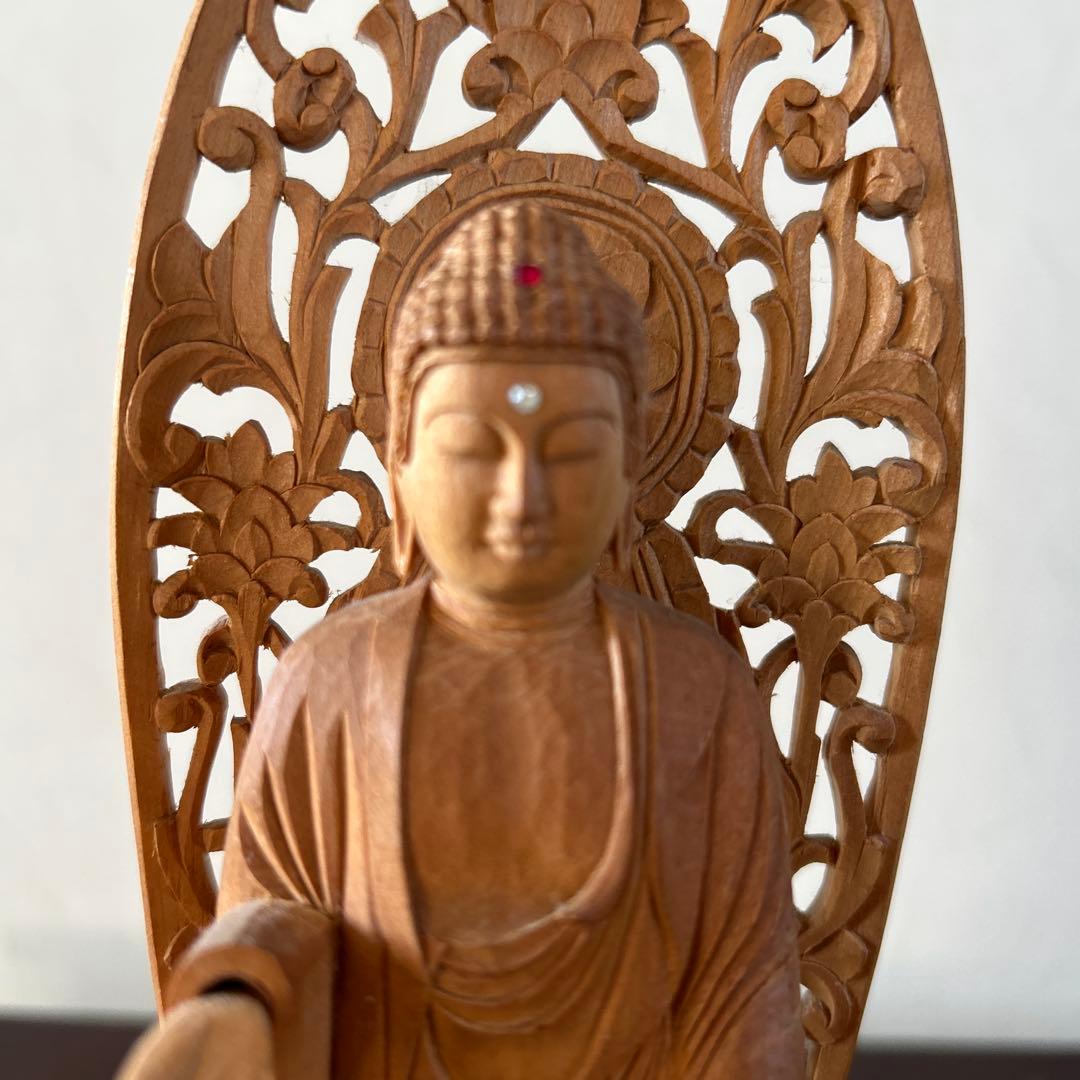 阿弥陀如来立像