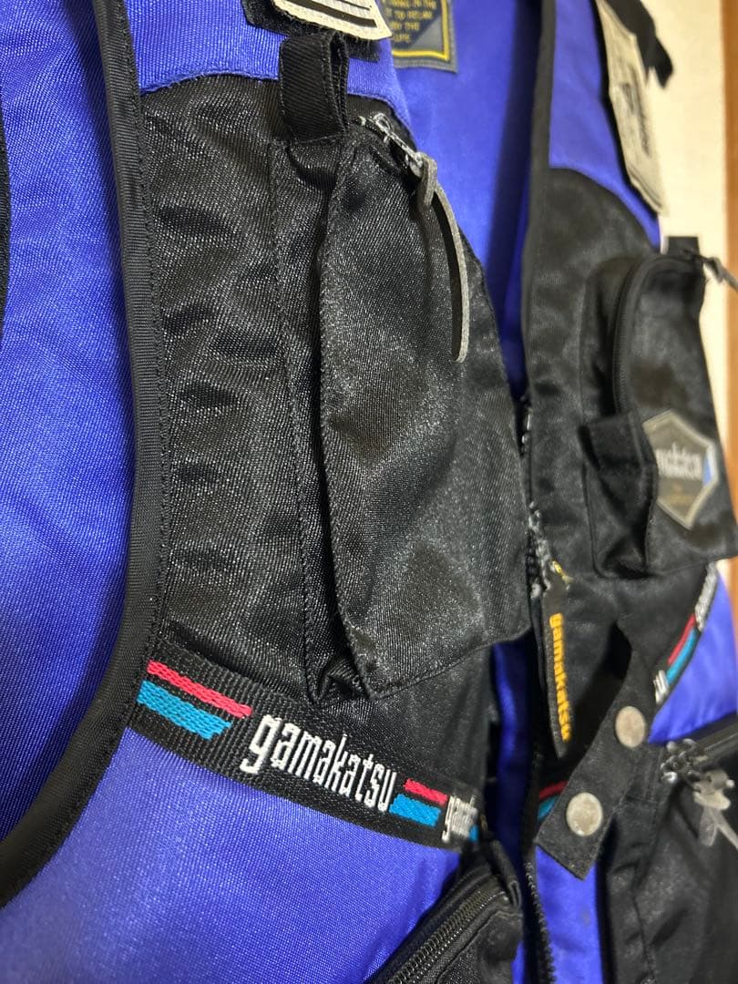 がまかつ　フローティングベスト&手袋