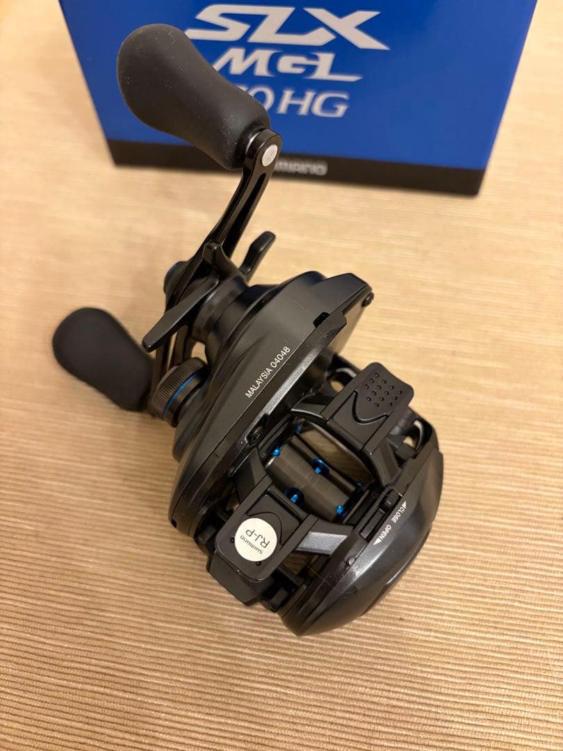 あにゃ　SLX MGL 70HG ベイトリール　右巻き