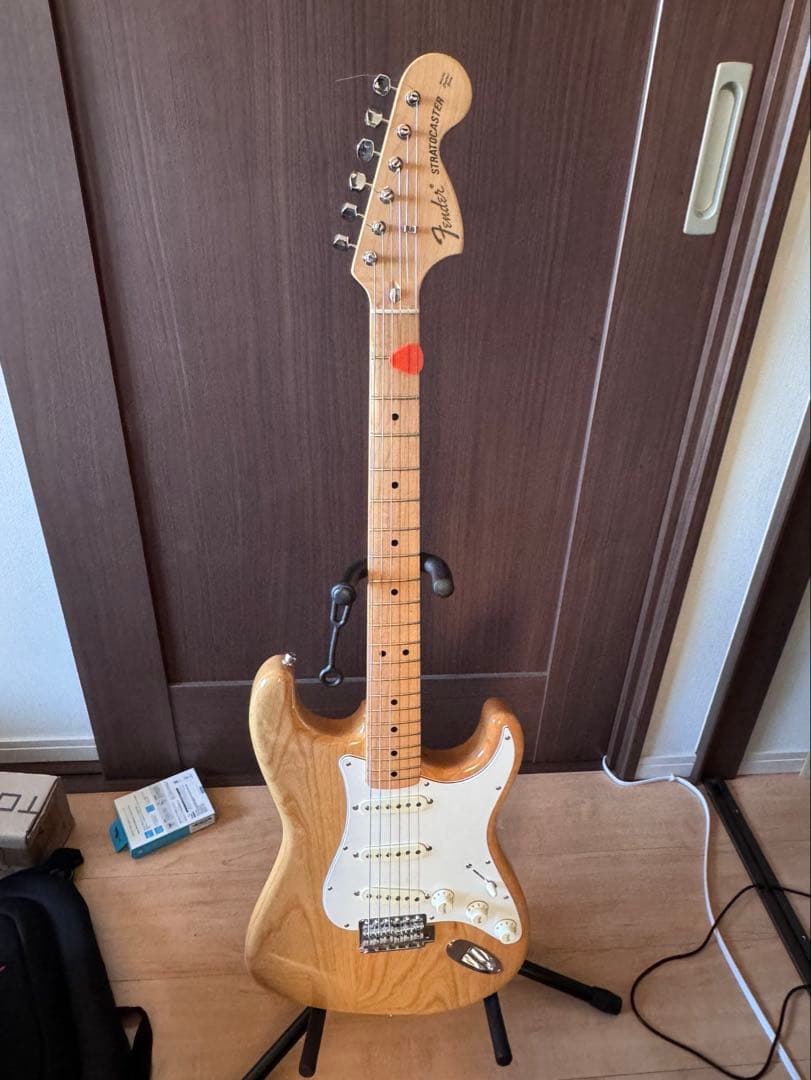 Fender Japanストラトキャスターアッシュボディash