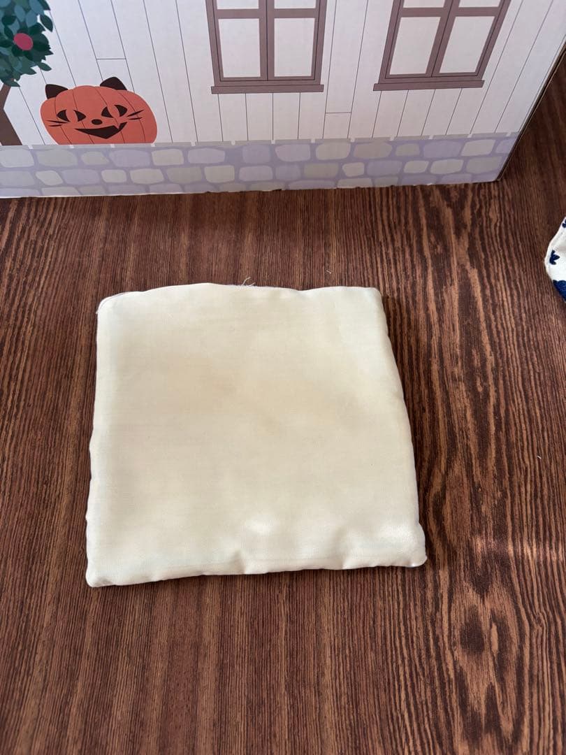 モモンガ　果物ポーチ　黄色　夏用　接触冷感ブランケット付き