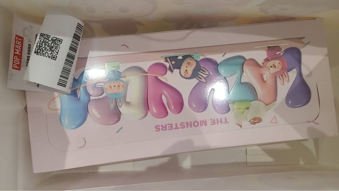 THE MONSTERS LAZY YOGA ラブブフィギュアセットLabubu