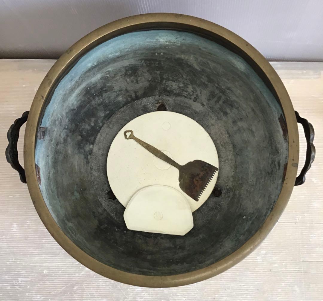 茶道具　灰炉　銅製　木製台•底瓦•前瓦•灰ならし具付　配送用箱　S233HR