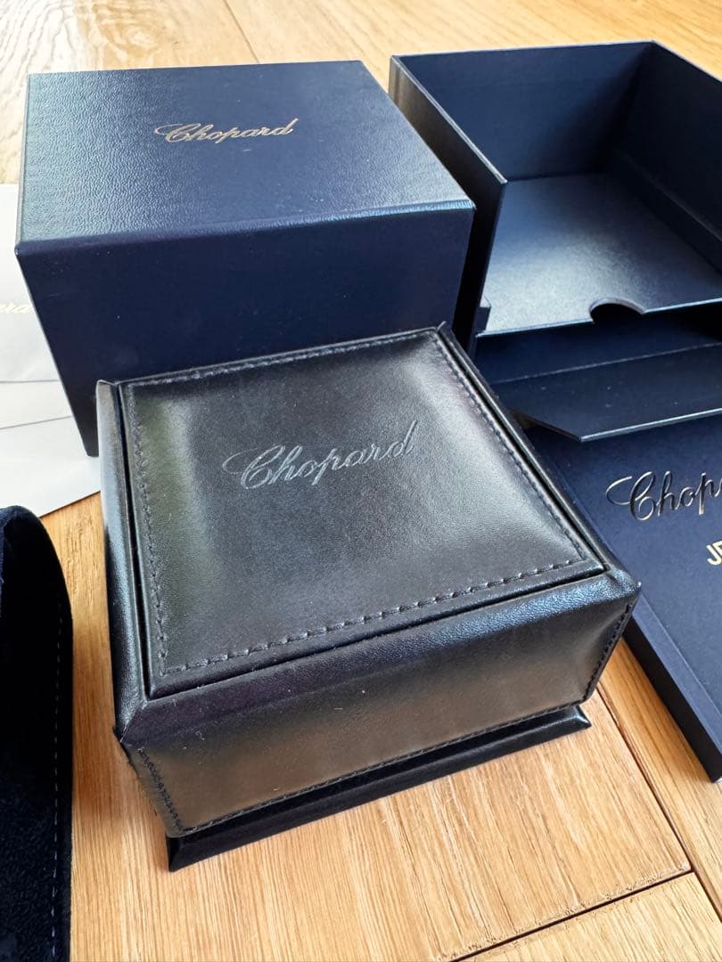 ショパール ジュエリーケース 時計空箱 アクセサリー入れ 旅行携帯用 ギフト袋