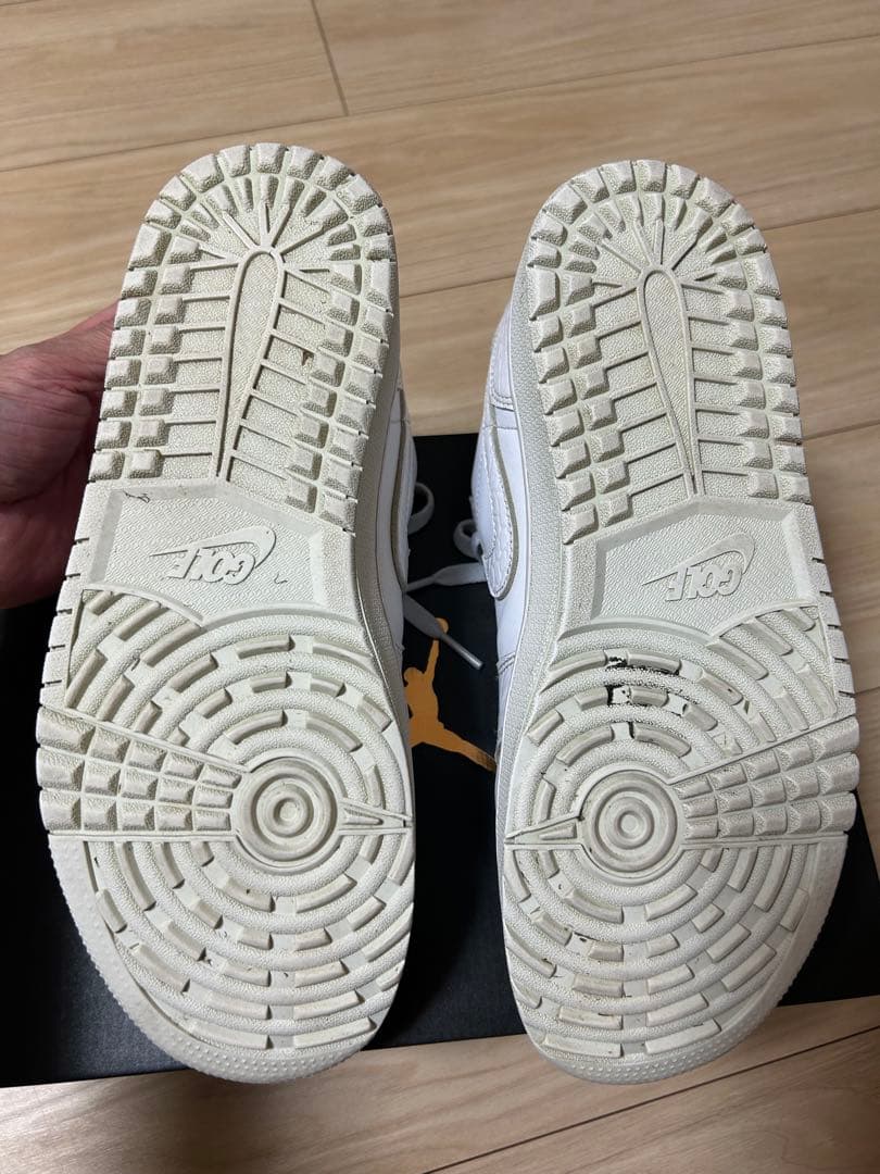 ナイキ エアジョーダン 1 ロー ゴルフシューズ