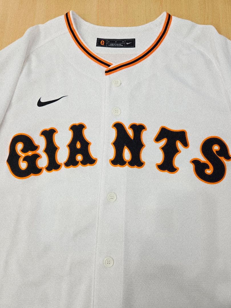 読売ジャイアンツ　岡本和真 ユニフォームNIKE Mサイズ