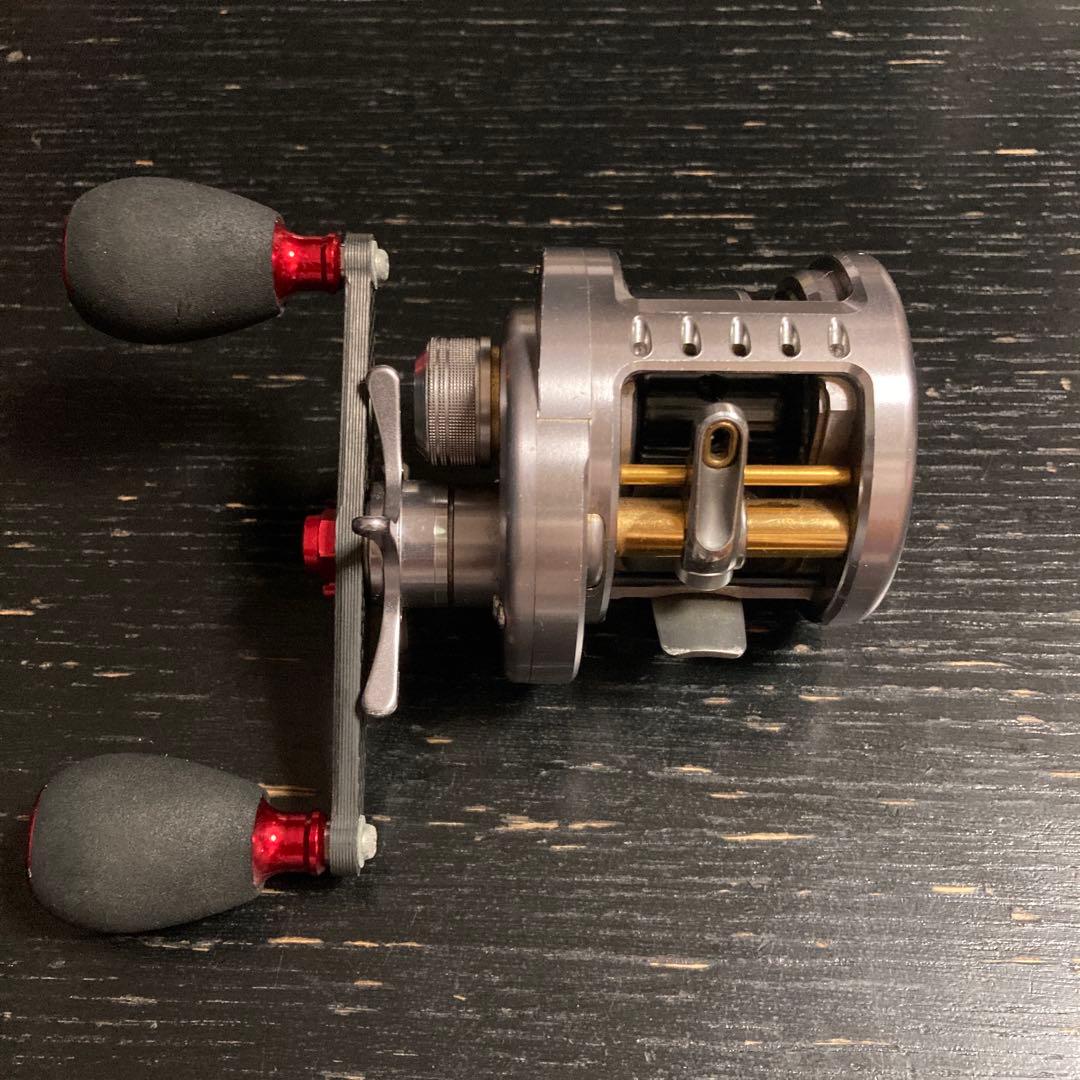 シマノ　09 カルカッタ コンクエスト 200DC ZPI￼ハンドル