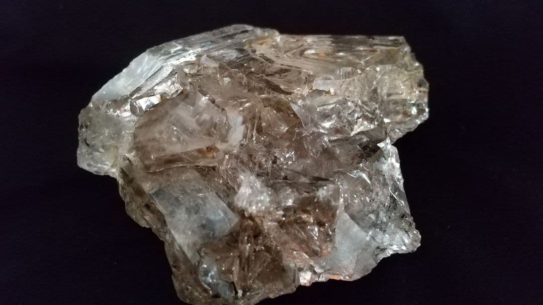 水入りエレスチャル水晶