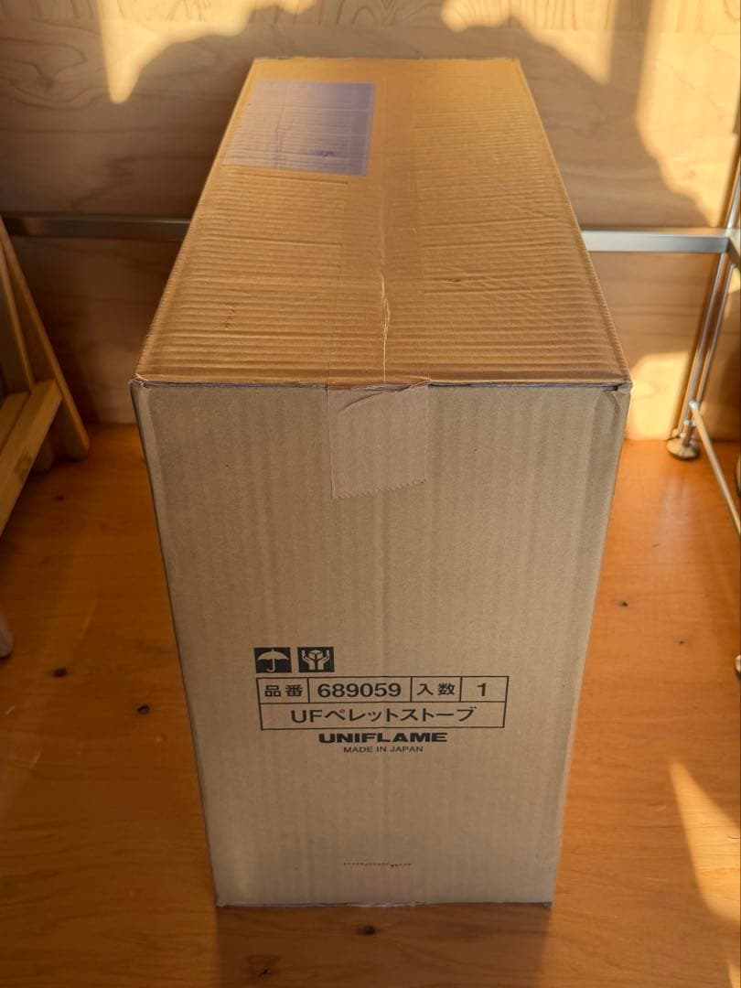 新品未使用　UNIFLAME 689059 アウトドア用ペレット燃料ストーブ