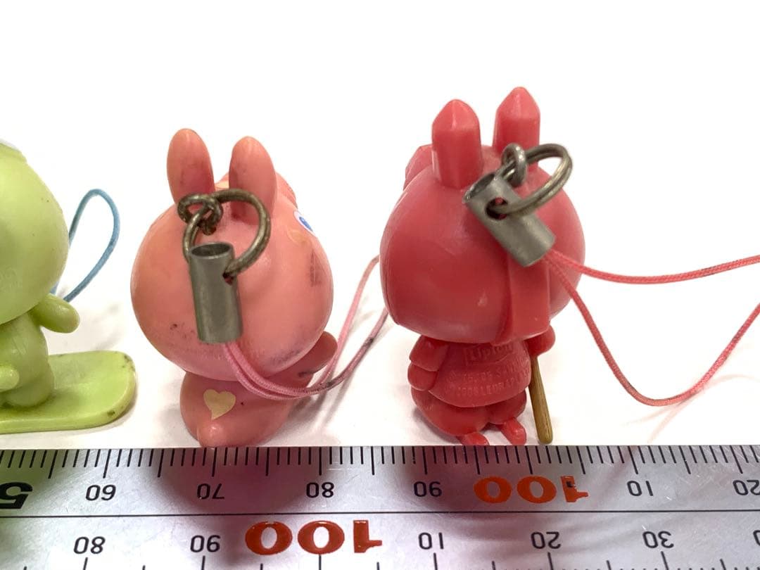 サンリオハローキティ　フィギュア　ミニチュア　4体セット　キーホルダー