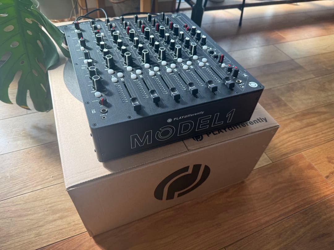 本日限定出品！PlayDifferently MODEL1 アナログミキサー