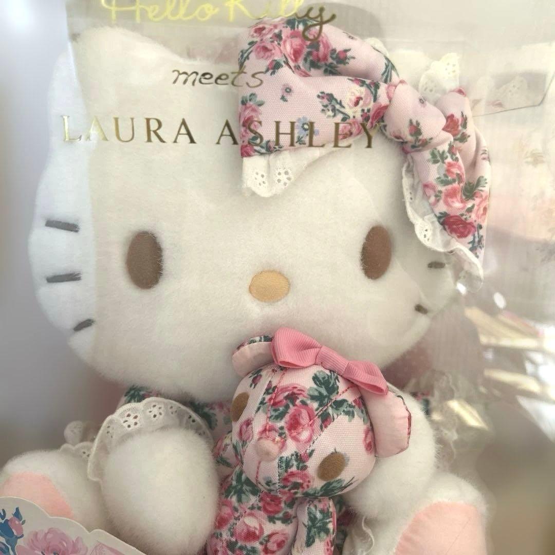 ハローキティ　ローラアシュレイ ぬいぐるみ　特大　2015年　数量限定　キティ