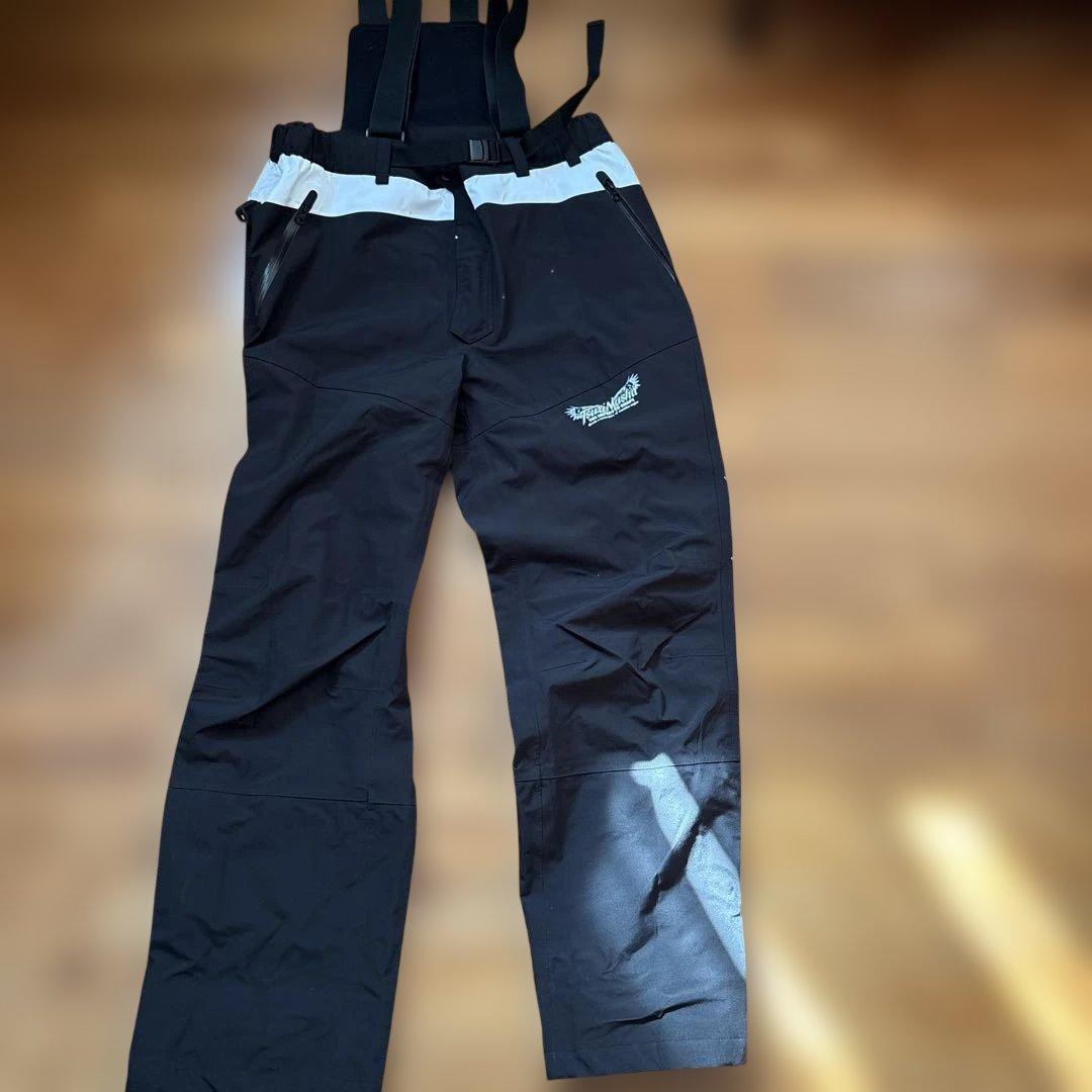 使用感少ない　釣武者　3レイヤー　サプトルストレッチレインスーツ　サンライン