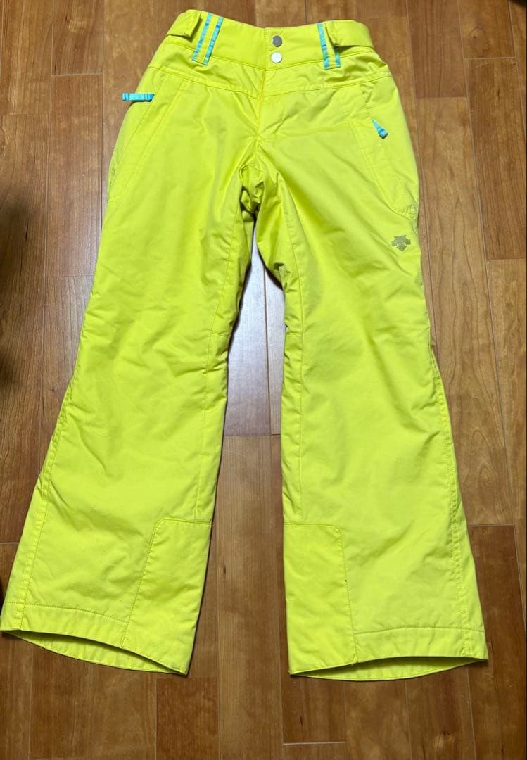 〔美品〕スキーウェア　レディース　サイズS デサント