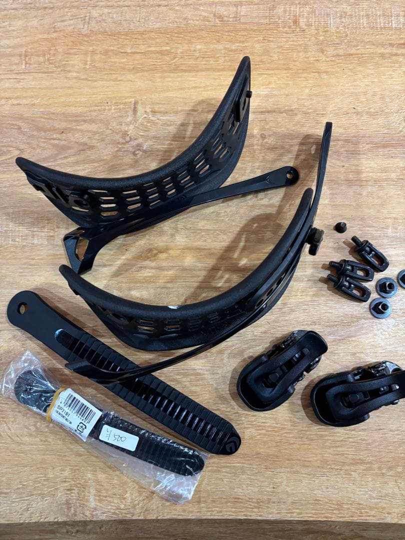 フラックスビンディングパーツ