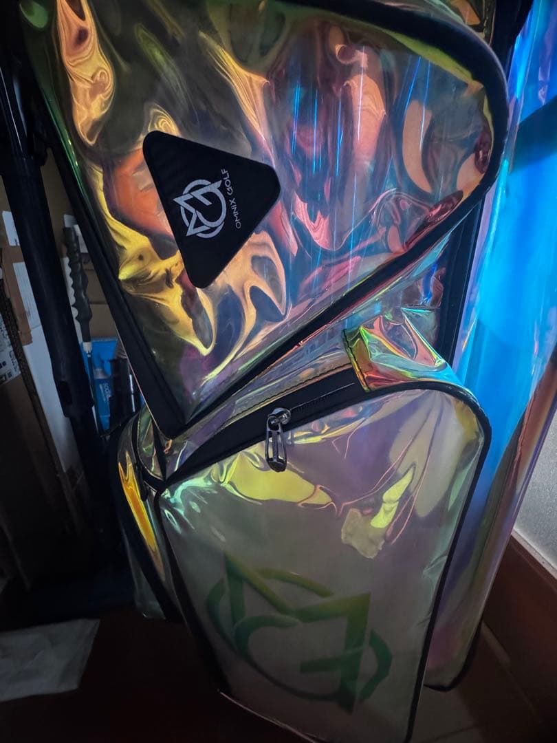 美品OMNIX ゴルフバッグ ルイ・ヴィトンバック素材　購入価格77.000円。