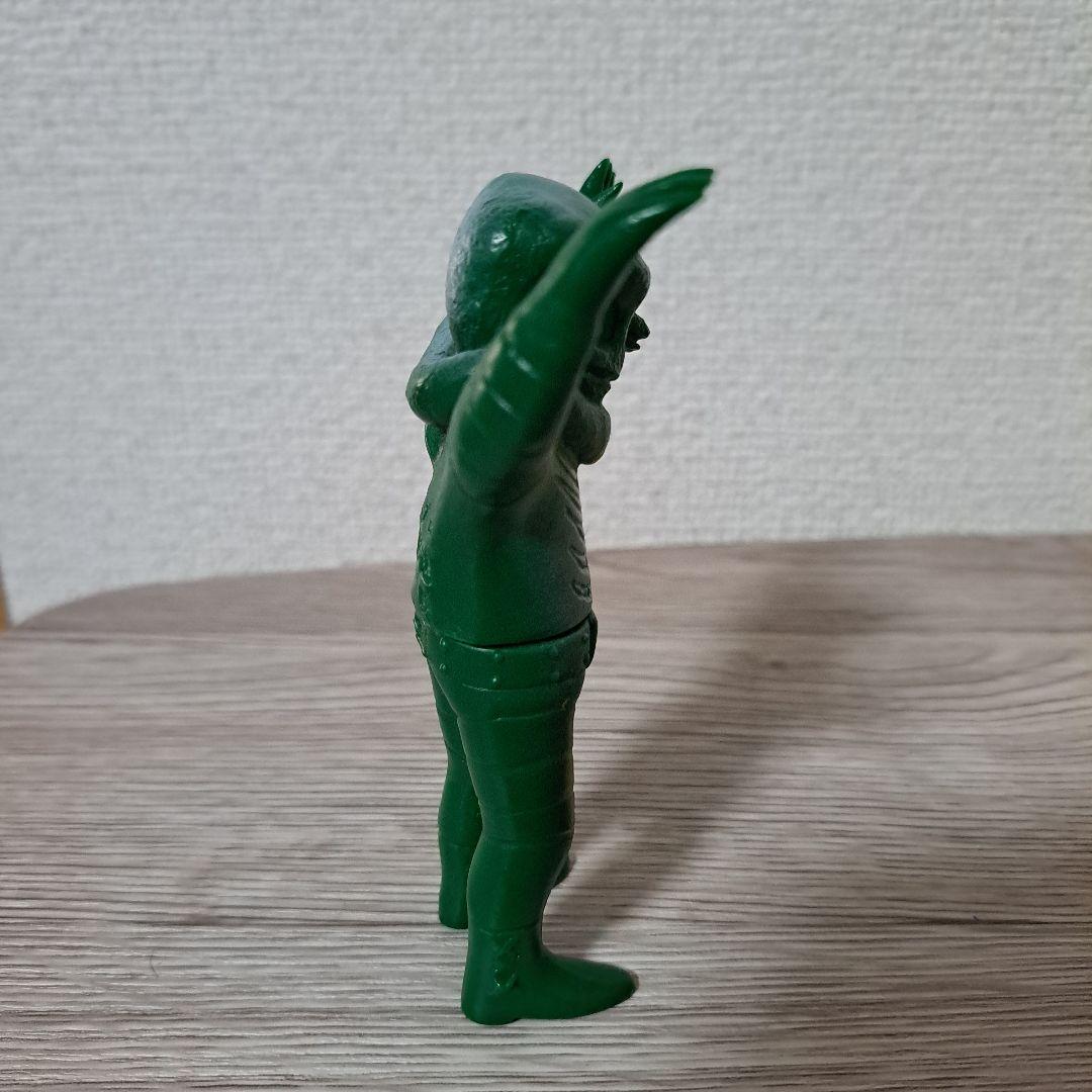 ソフビ　ウミヘビ男　海蛇男　仮面ライダー　怪人　ポピー　ミニサイズ
