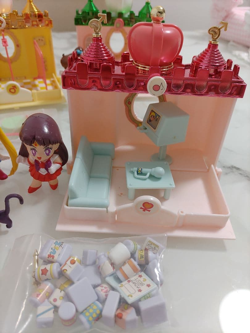 セーラームーン　キューティーパレス　当時　お城　人形　ドールハウス　フィギュア