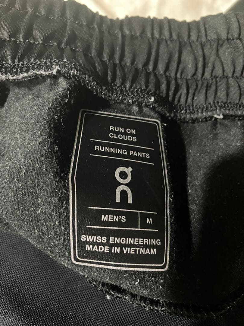 オン On ランニングパンツ Running Pants Black Mサイズ