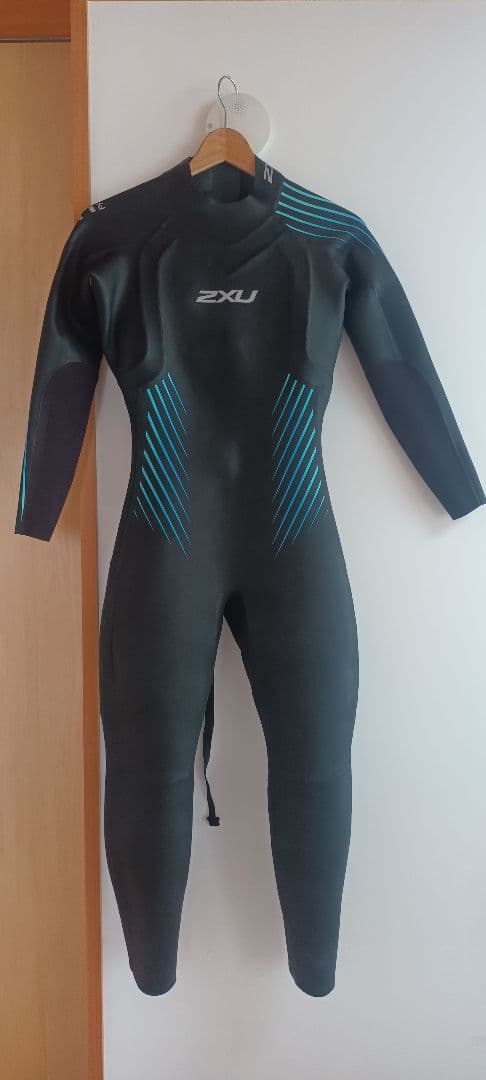2XU フルスーツ ブラック/ブルー