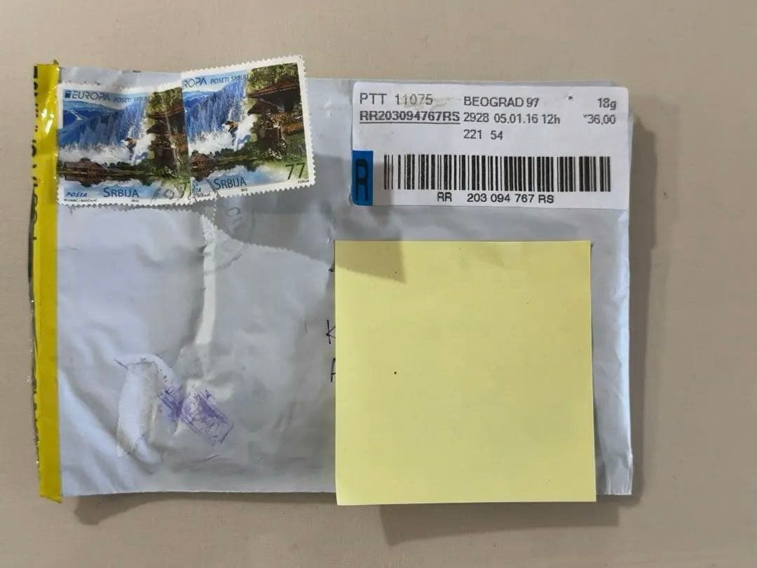 F117ステルス攻撃機(82-0806)　被撃墜機破片？ 1/144 模型付き