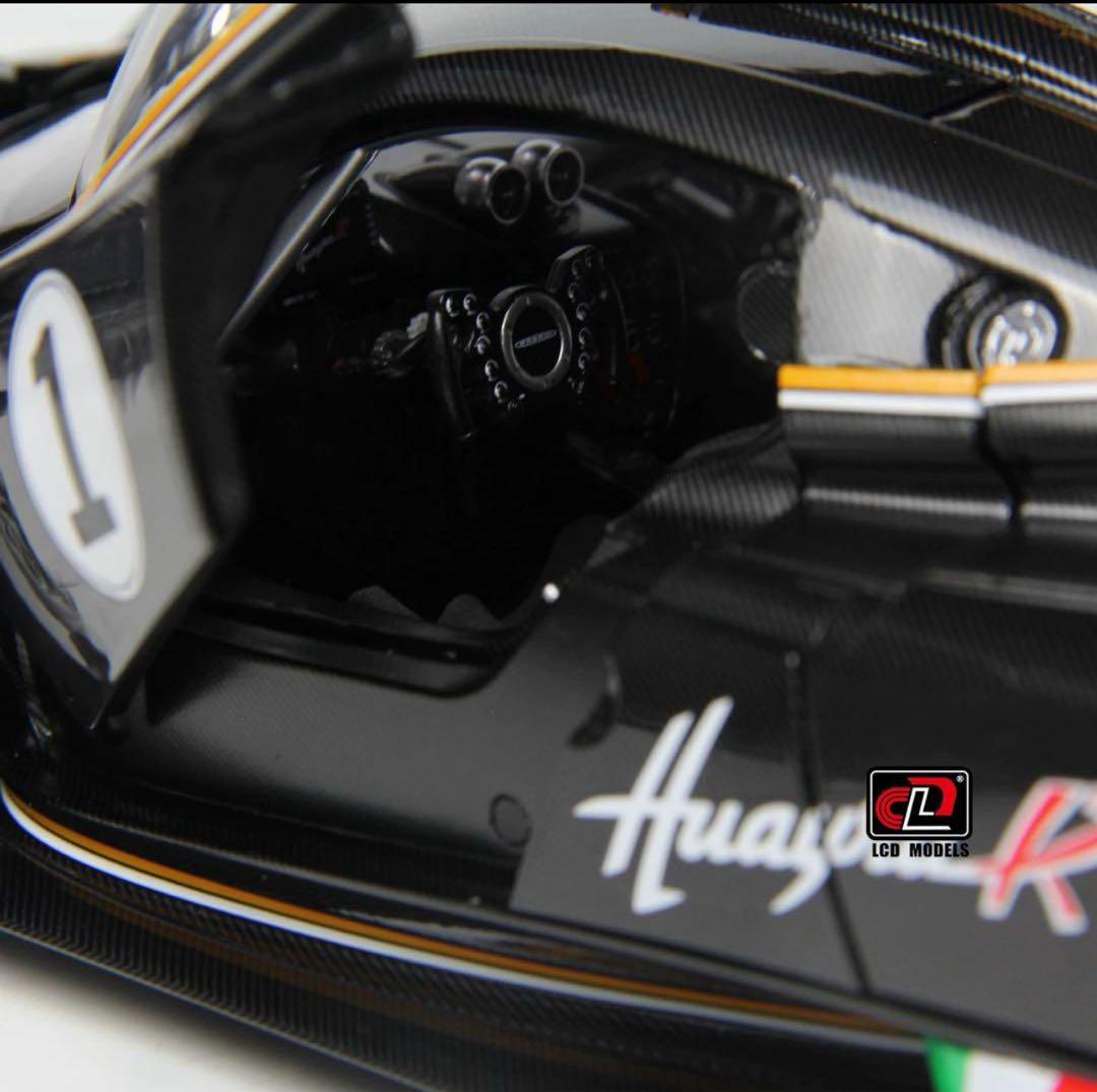 新品 未使用 LCD モデル 1/18 パガーニ ウアイラ ミニカー 全開閉