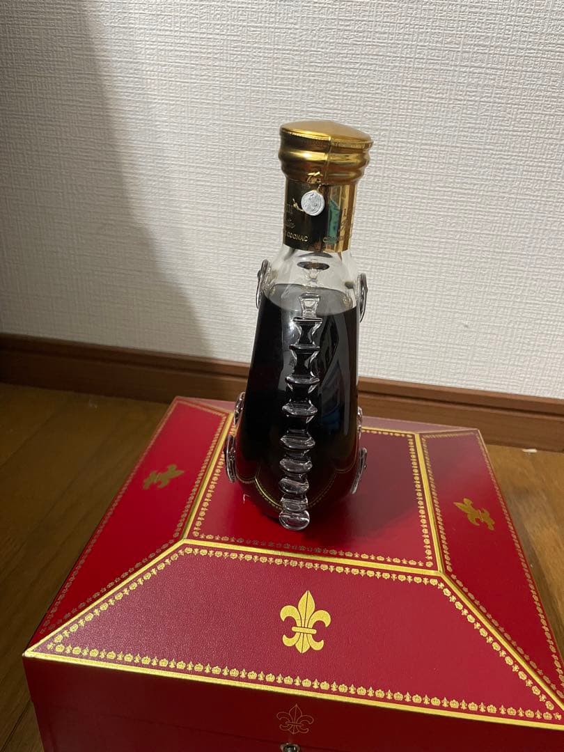 レミマルテンルイ13世金キャップ700ml箱付きナンバー一緒
