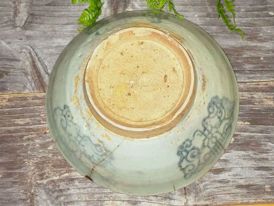 ♥ルソン　青磁　茶碗　桐箱付き　発掘品　出土品　骨董品　古玩