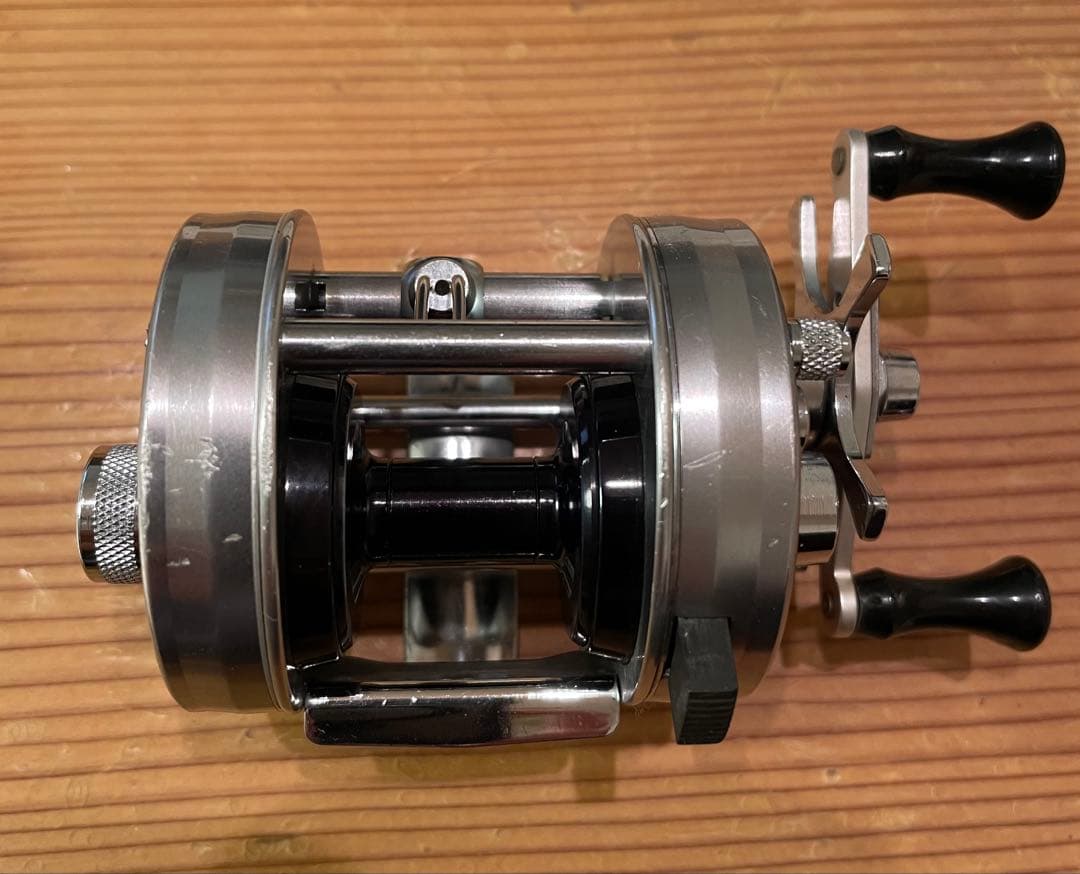 ABU Ambassadeur 2500C 【75年製】オールドアンバサダー