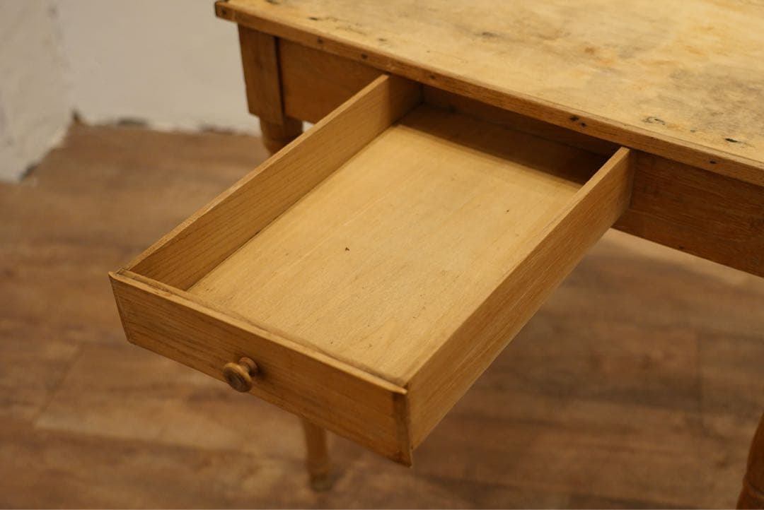 フランスアンティーク　テーブル