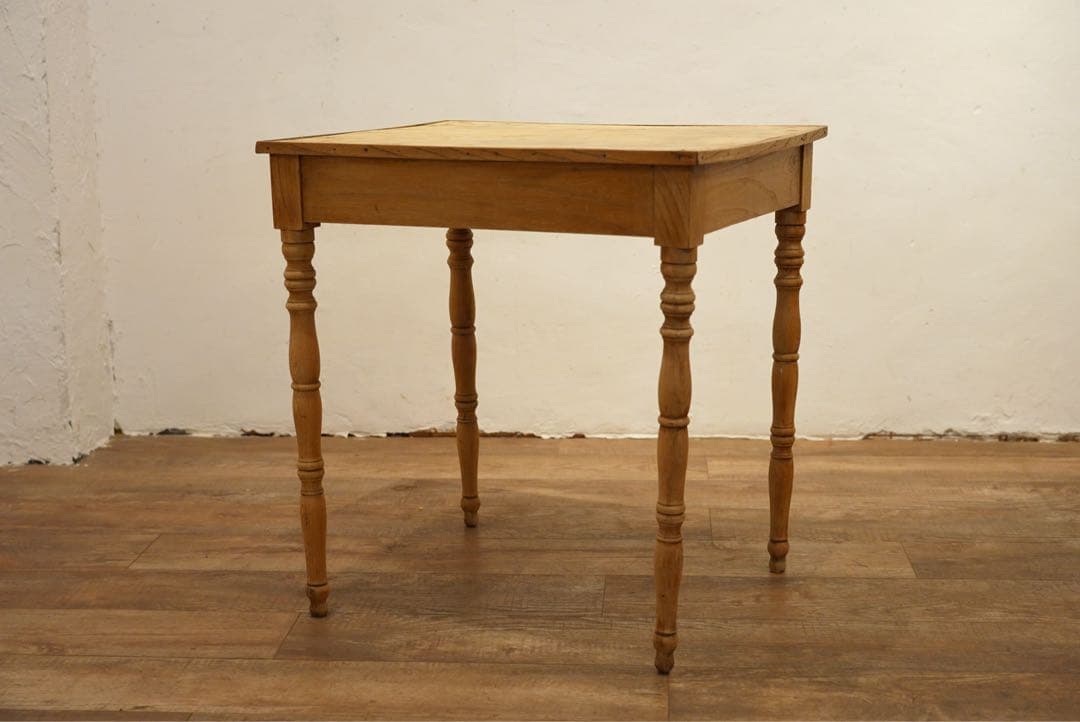 フランスアンティーク　テーブル