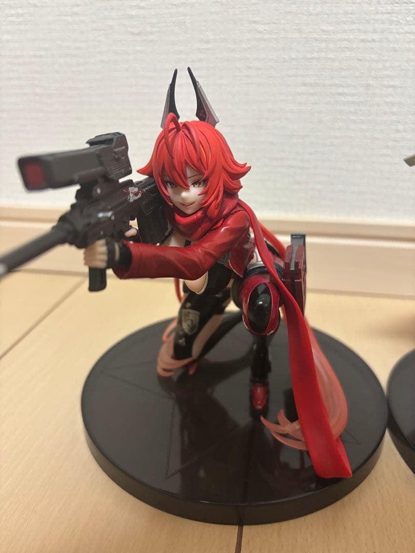 NIKKE 一番くじ　フィギュア　セット　ブラン　レッドフード　紅蓮