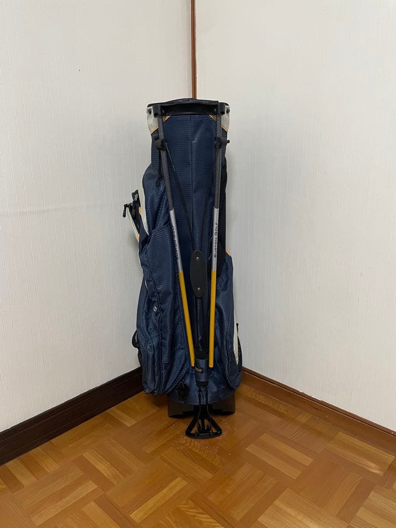 BURTON（バートン）の軽量スタンドゴルフバック