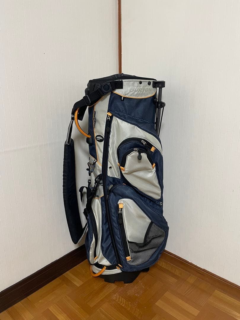BURTON（バートン）の軽量スタンドゴルフバック