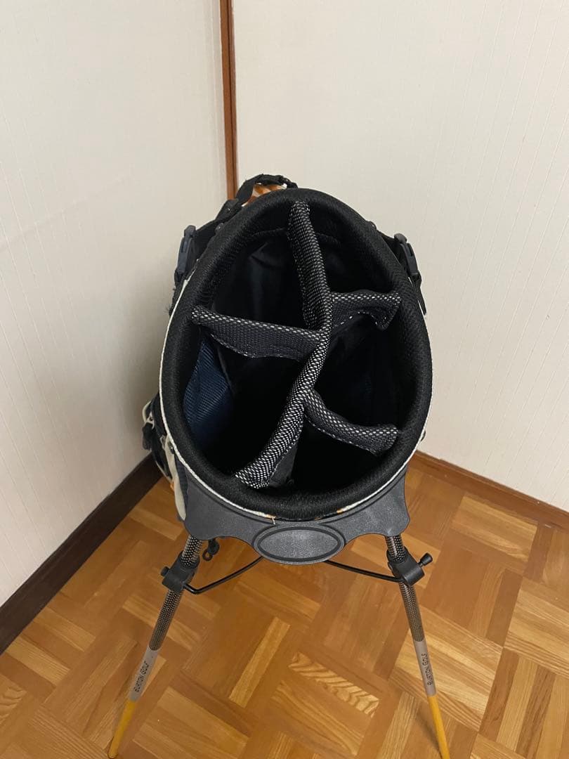 BURTON（バートン）の軽量スタンドゴルフバック