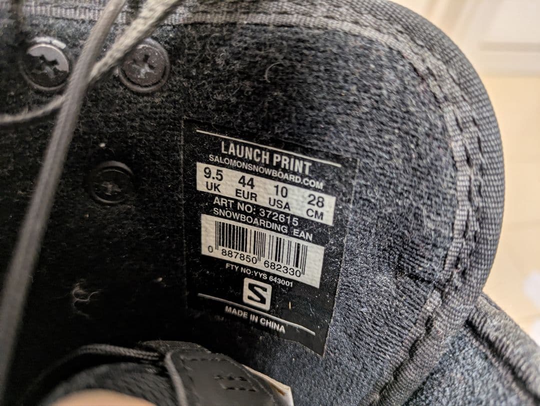 スノーボードブーツ　サロモン