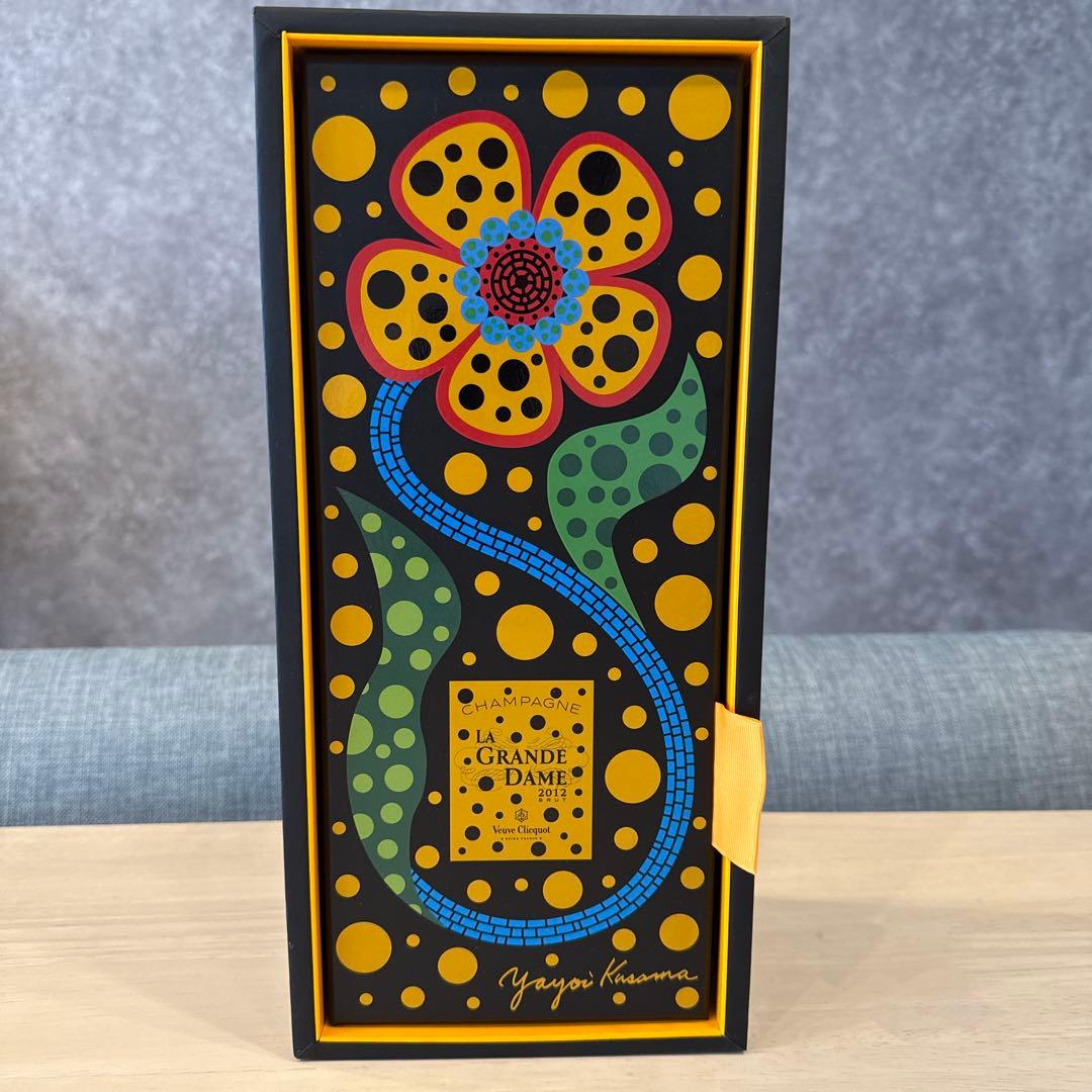 草間彌生 2012 グラン ダム ヴーヴ クリコ ギフト ボックス