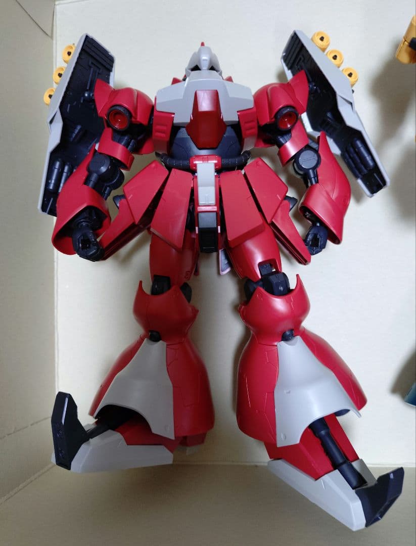RE/100ヤクトドーガ、MGサザビー(初期)セット