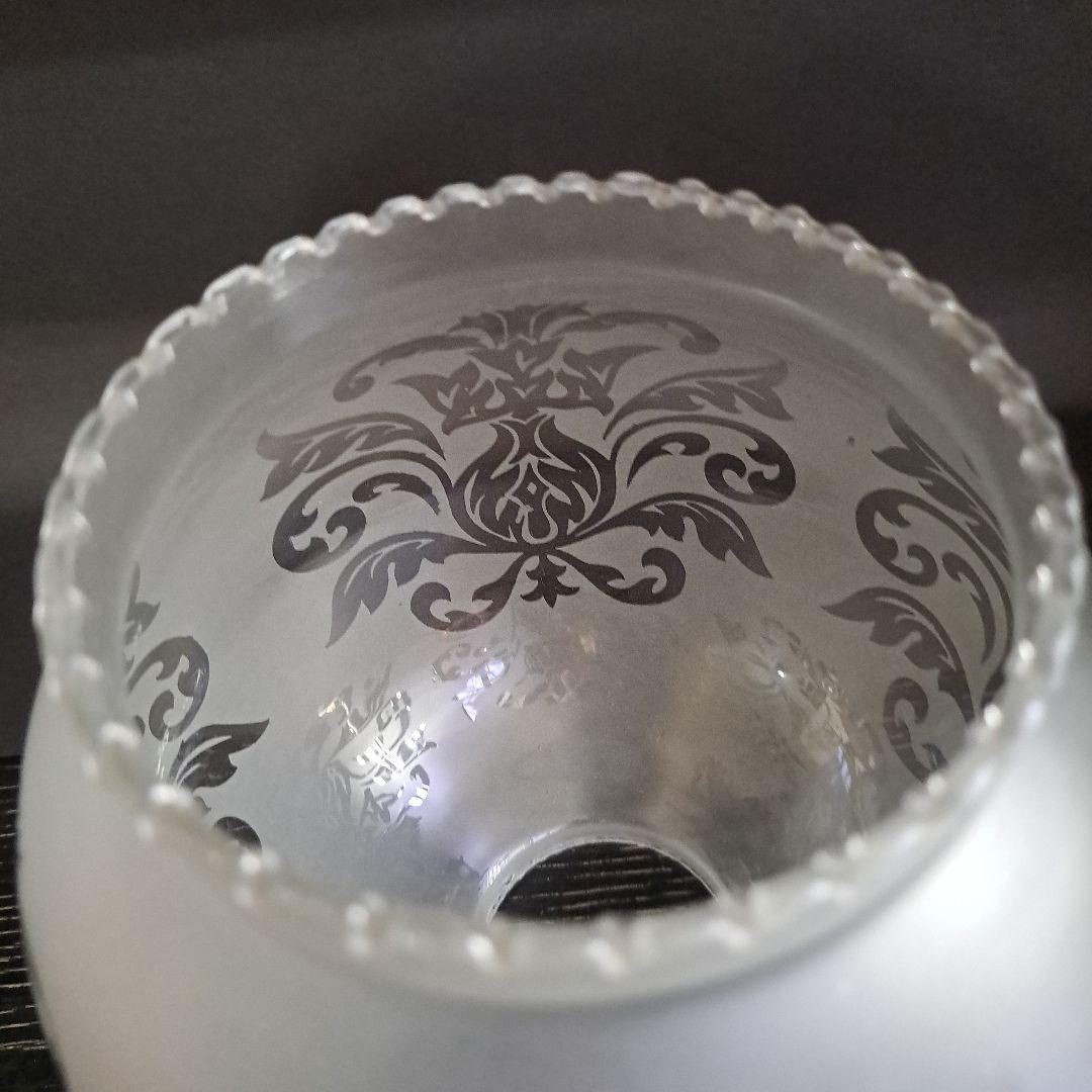 大正硝子　吹き硝子　腐食硝子　極上　レトロ　　腐蝕唐花細密硝子　輪花電気傘