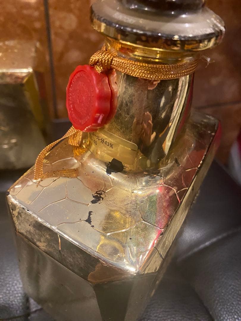 サントリーローヤルゴールド未歳ラベル古酒　2本セット