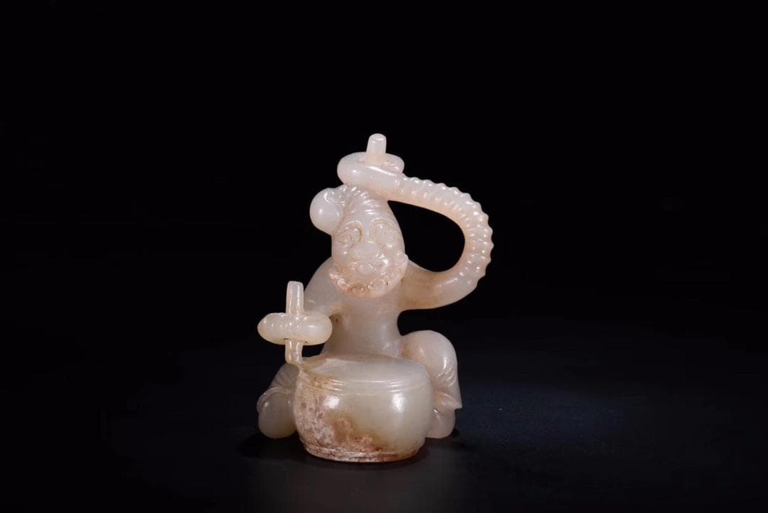 和田玉 胡人擊鼓